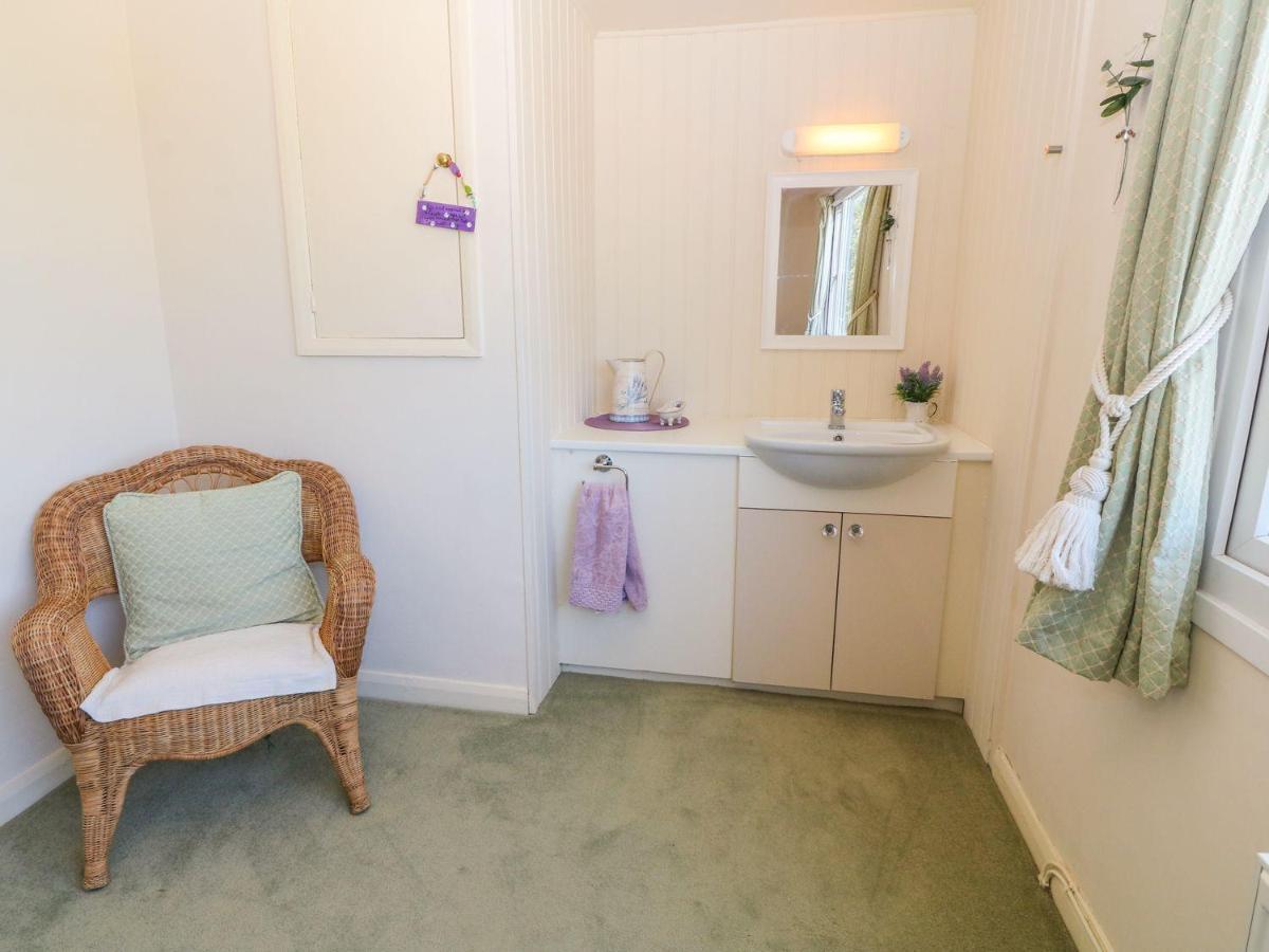 הוילה הוליהד Charming 2 Bed House Near Rhoscolyn Discounts For מראה חיצוני תמונה