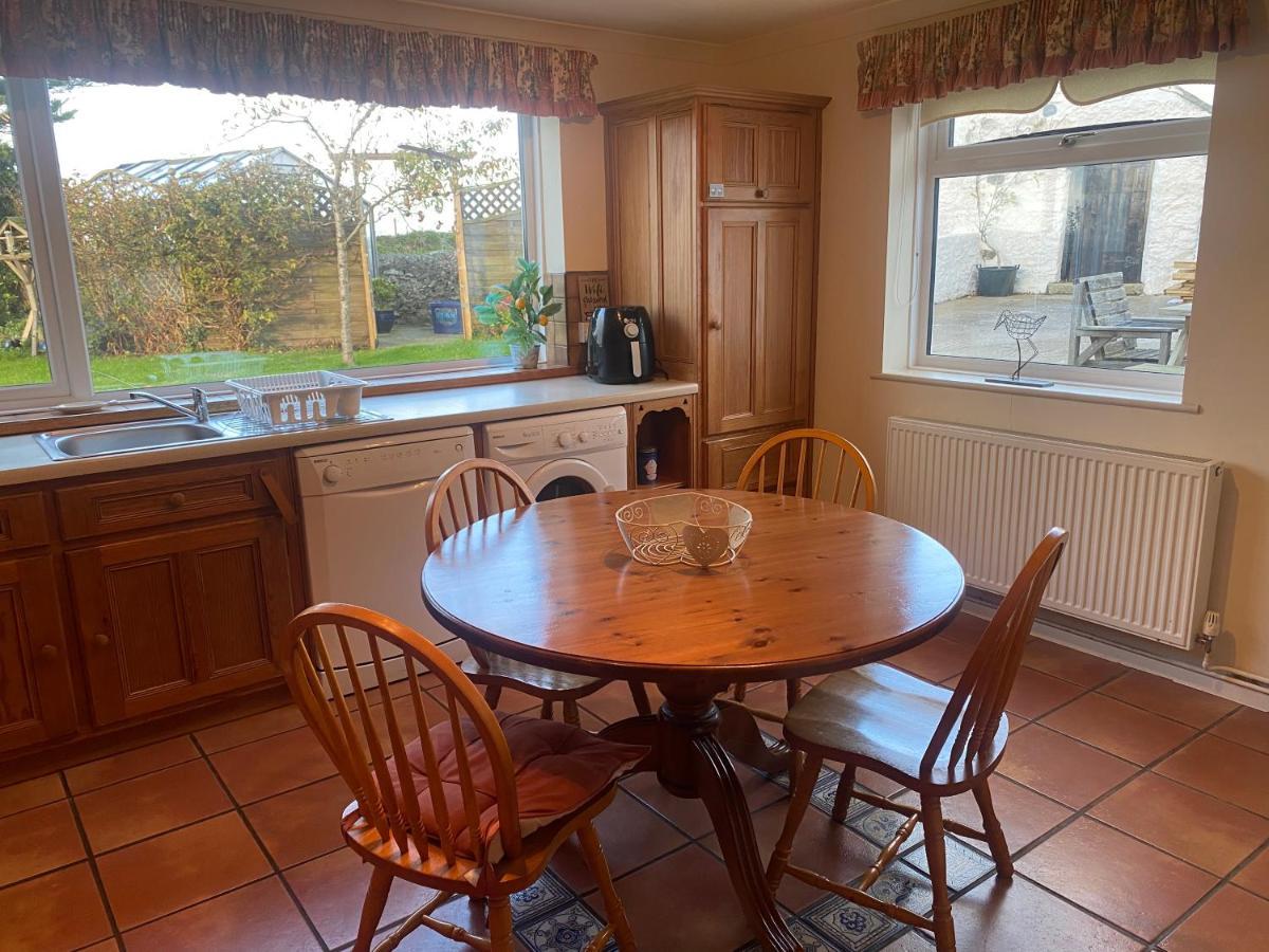 הוילה הוליהד Charming 2 Bed House Near Rhoscolyn Discounts For מראה חיצוני תמונה